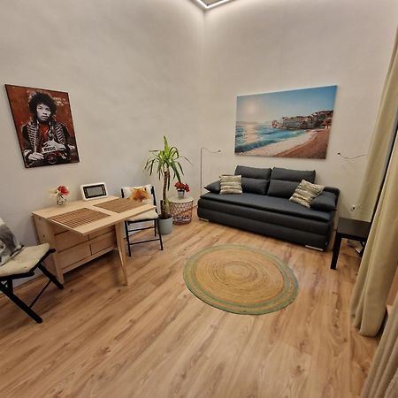 Magic-Trio-Apartment-Im- Zentrum-Von-Wien Luaran gambar